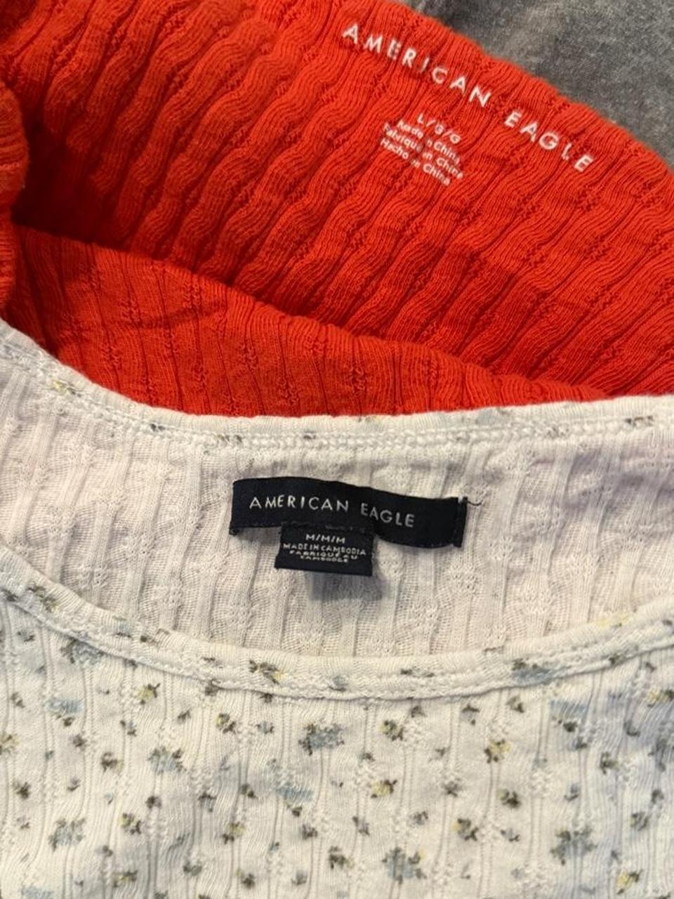 🤍 American Eagle Floral Ribbed Baby Tee 🤍