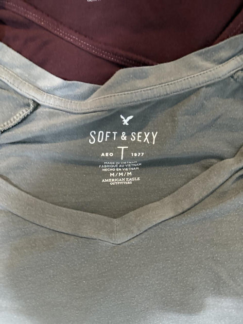 American Eagle Women's Grey and Green Tshirt