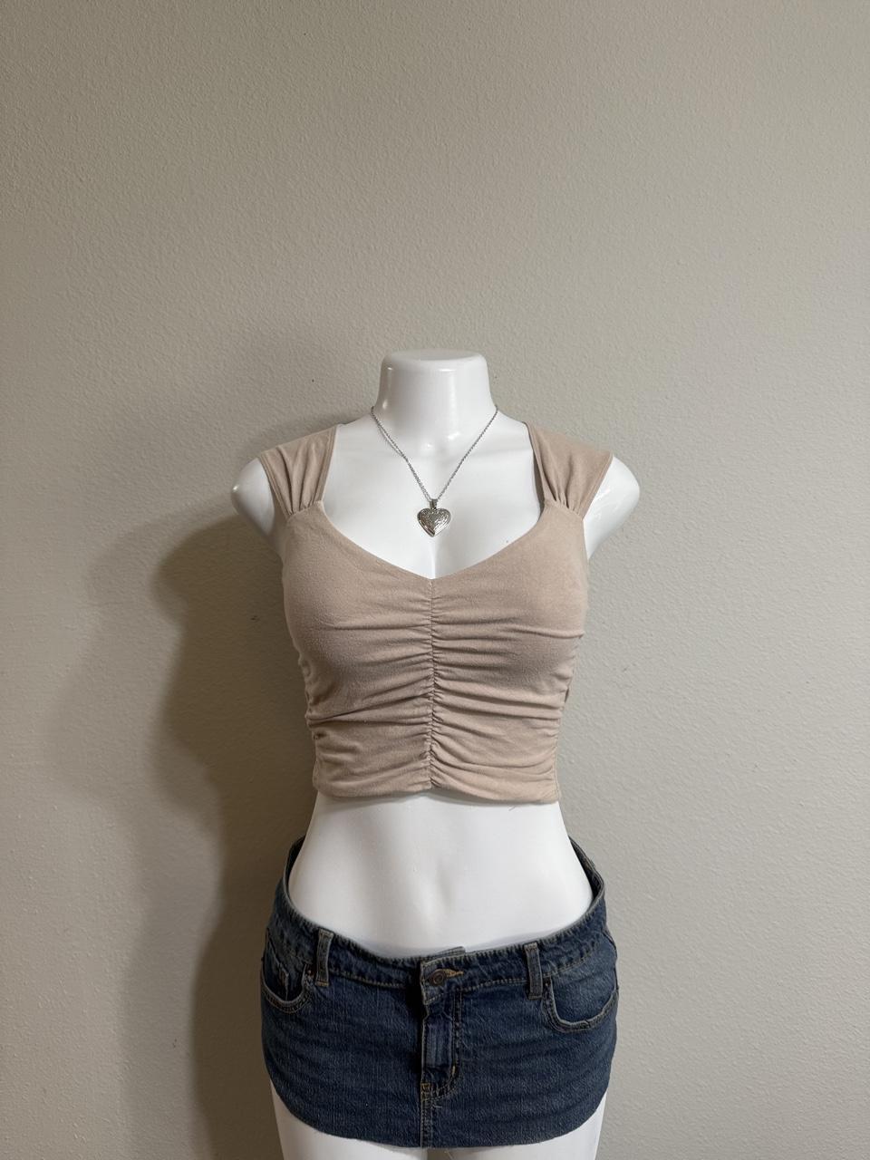 🤎 Hollister Ruched Crop Top 🤎