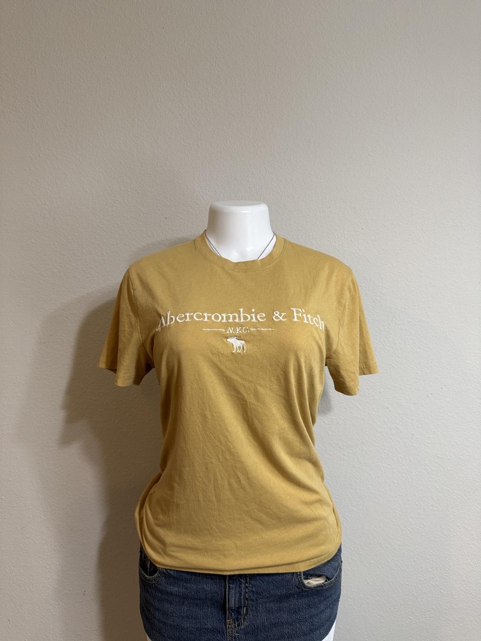 💛 Y2K Abercrombie & Fitch Embroidered Logo Tee 💛