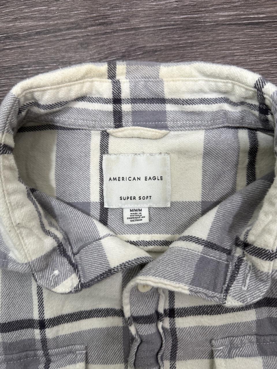 American Eagle Super Soft Plaid Flannel Button Up Shirt