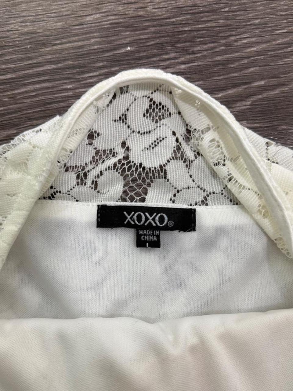 XOXO White Floral Lace Cap Sleeve Top