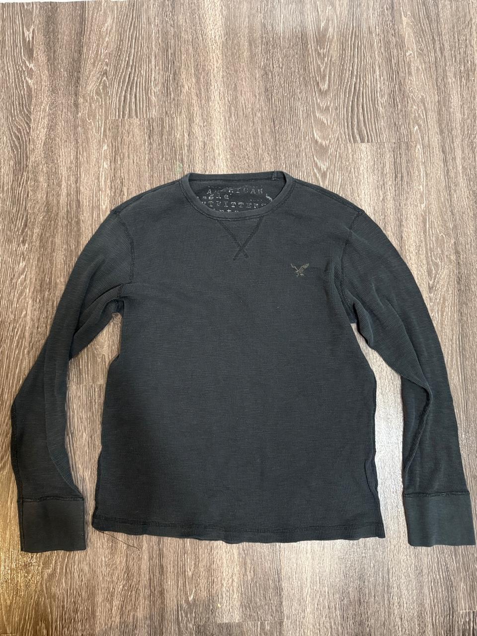 American Eagle Men's Grey and Green Shirt