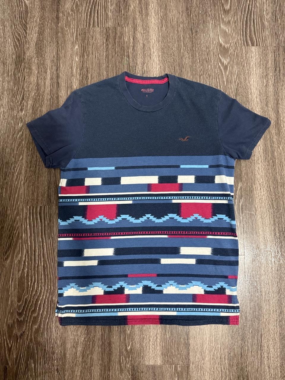 Hollister Co. Men's Tshirt