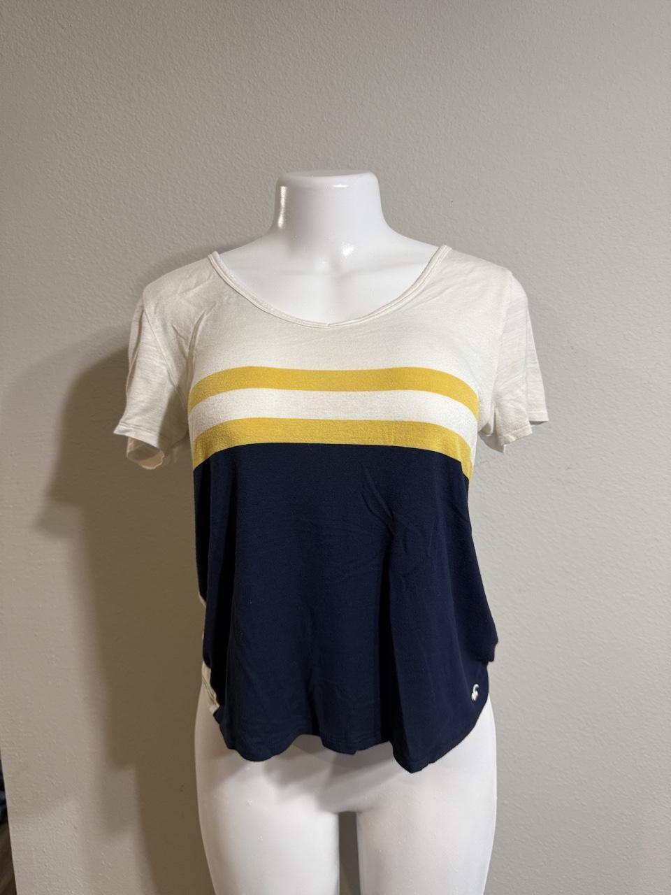 Hollister Co. Women's Tshirt