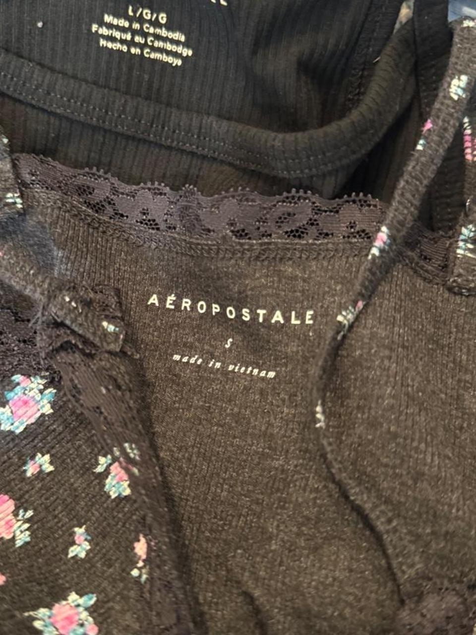 🖤 Y2K Aeropostale Floral Lace Cami 🖤