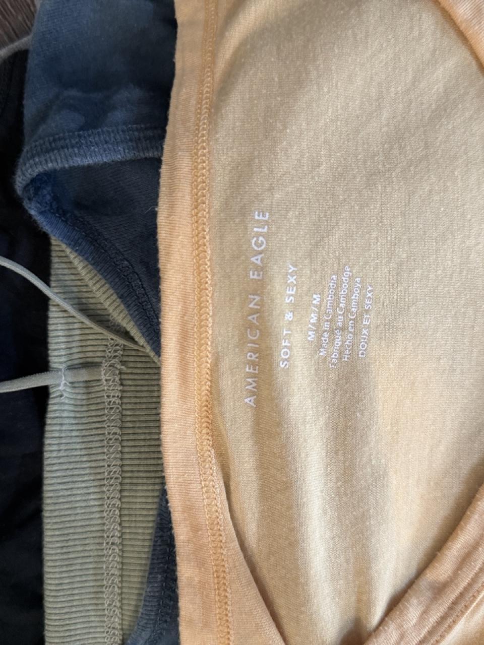 Y2K American Eagle Soft & Sexy Cropped Tee 🧡