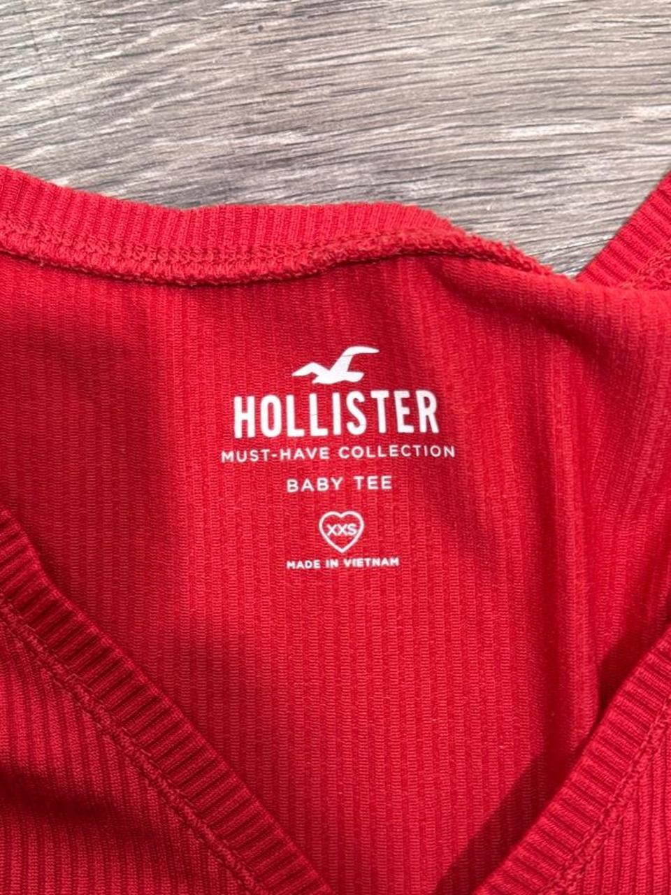Hollister Red Ribbed Baby Tee Crop Top