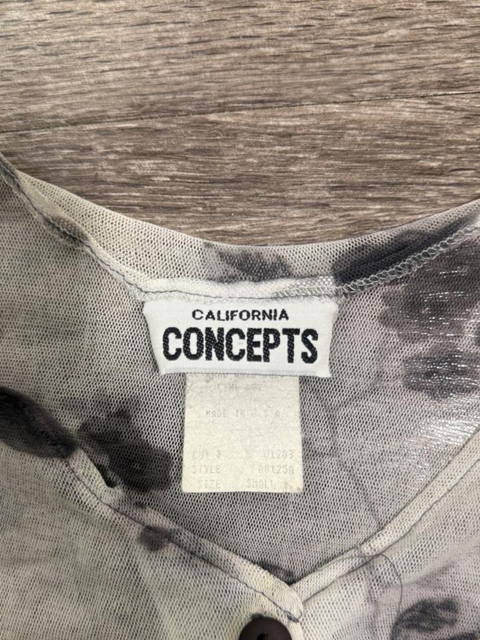 Fairycore Y2K California Concepts Sheer Floral Mesh Button Front Baby Tee