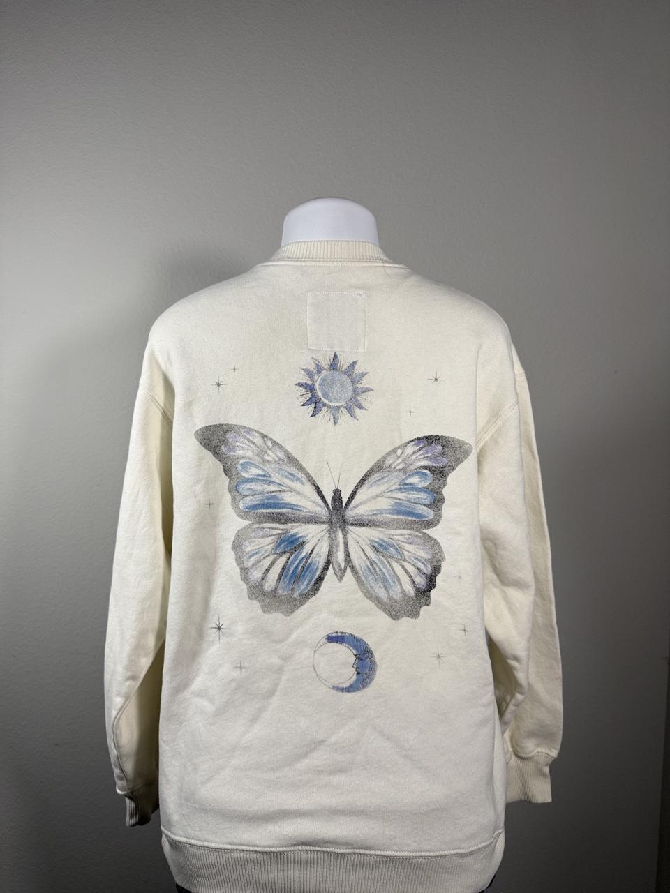 🤍 Hollister Butterfly Graphic Crewneck Sweatshirt 🤍