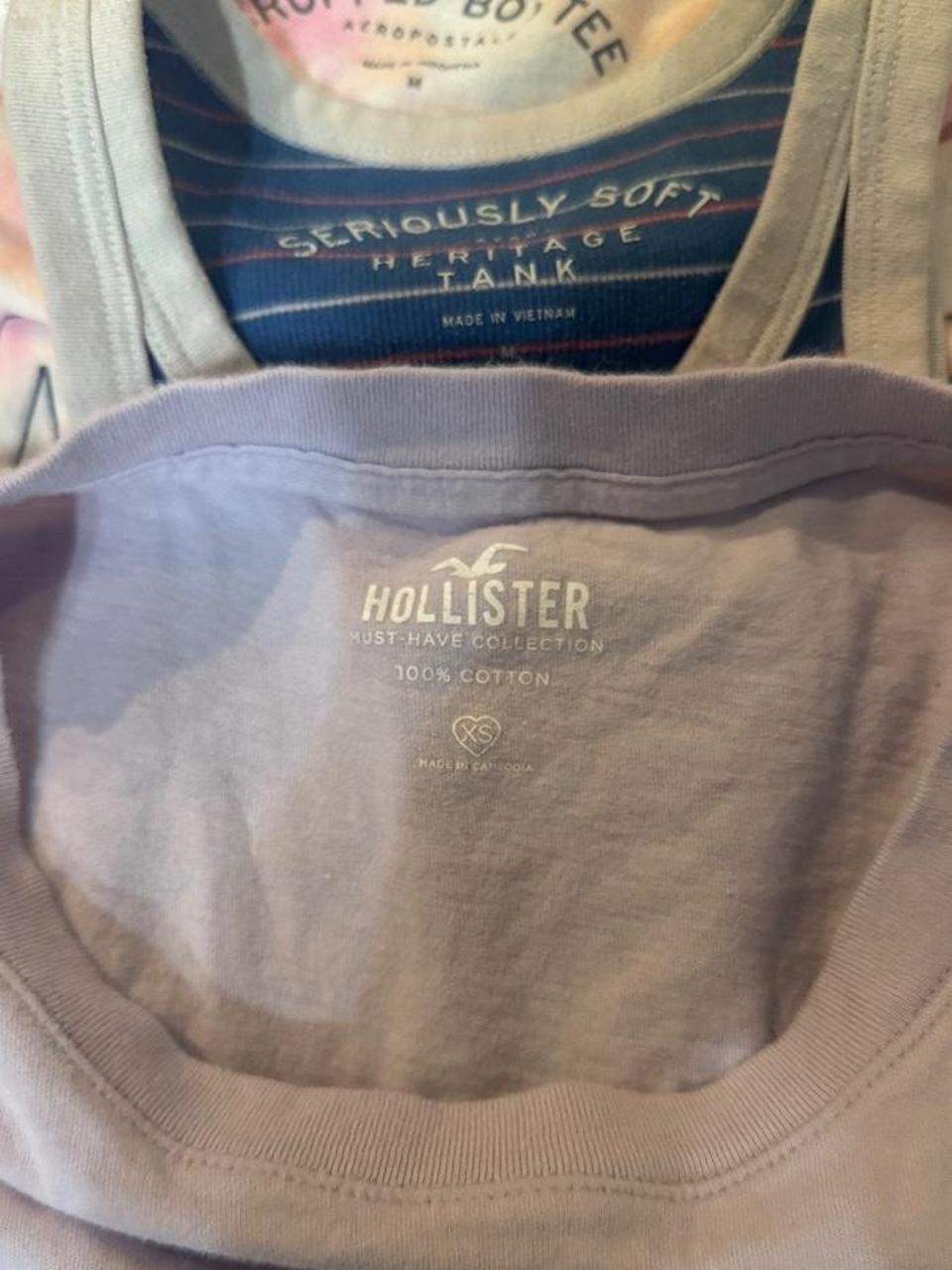 🦋 Hollister Lavender Butterfly Baby Tee 🦋