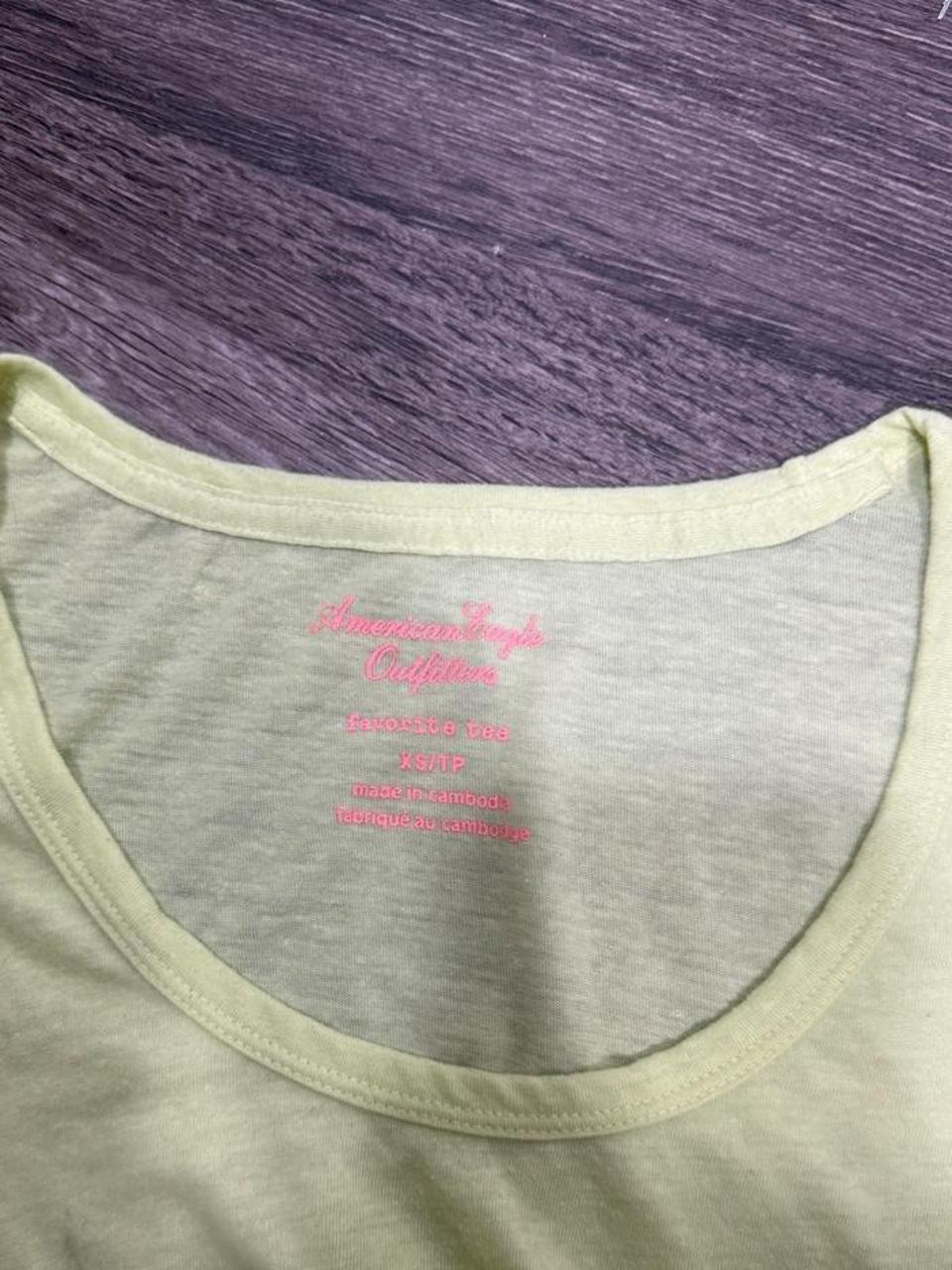 💛 Vintage American Eagle Scoop Neck Baby Tee 💛