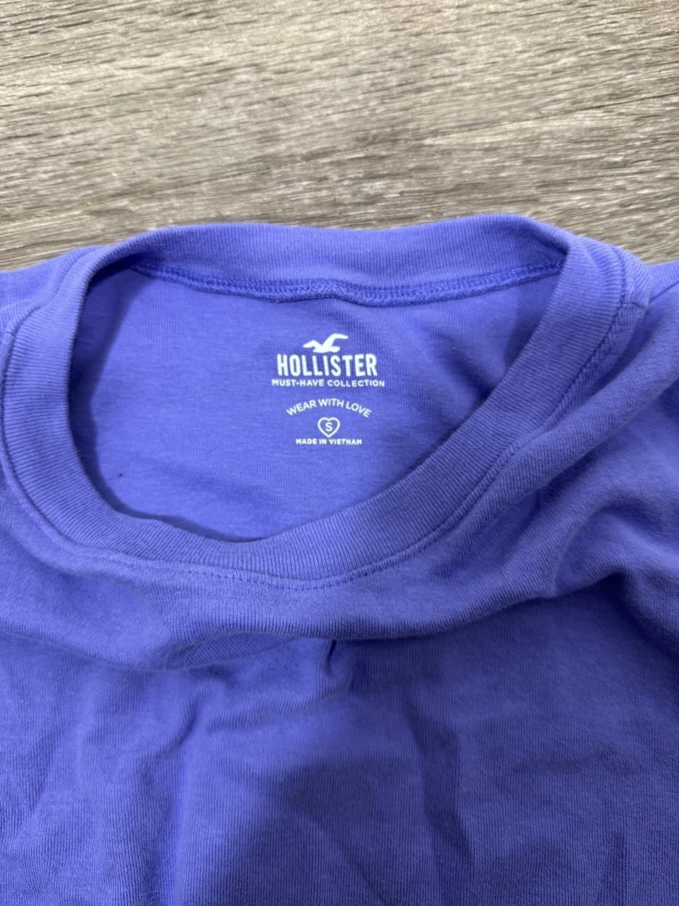 🤍 Hollister Blue Baby Tee 🤍