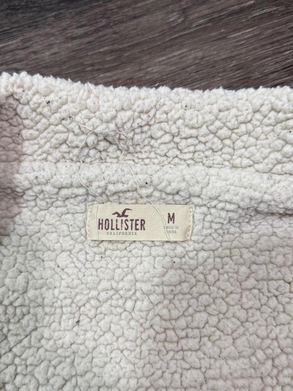 Vintage Y2K Hollister Sherpa Lined Button Up Jacket