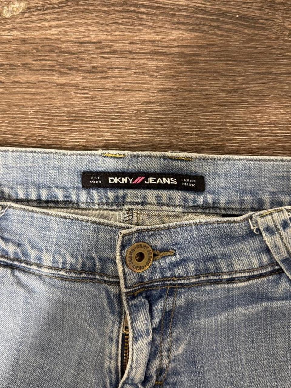 DKNY Jeans Y2K Light Wash Bootcut Flare Jeans Vintage