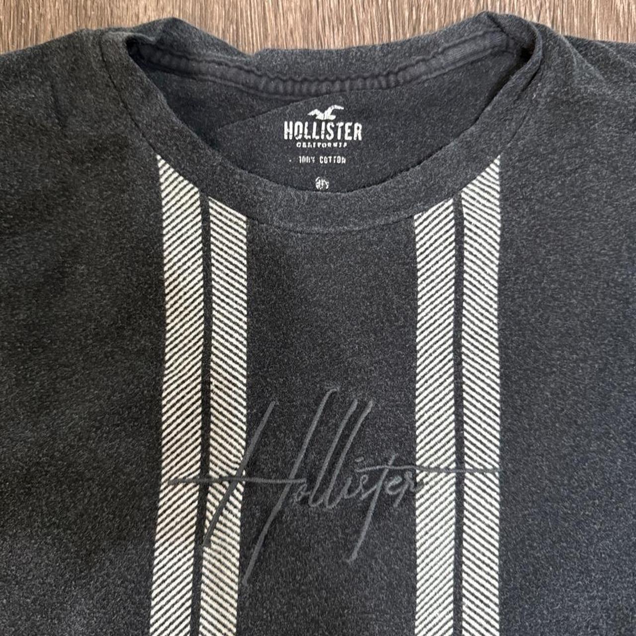 Hollister Co. Women's Grey and Black Tshirt