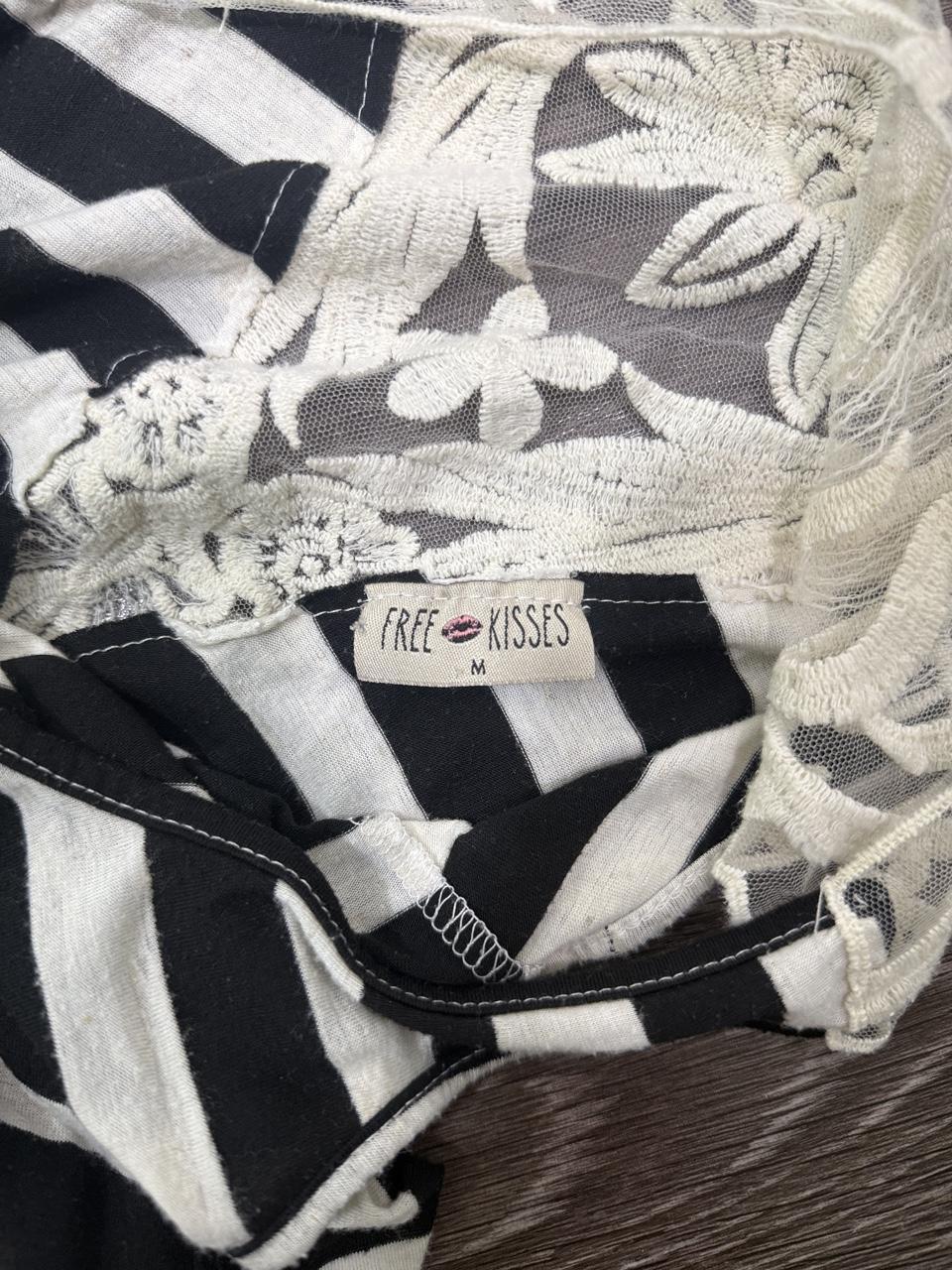 Y2K Free Kisses Striped Lace Back Tank Top