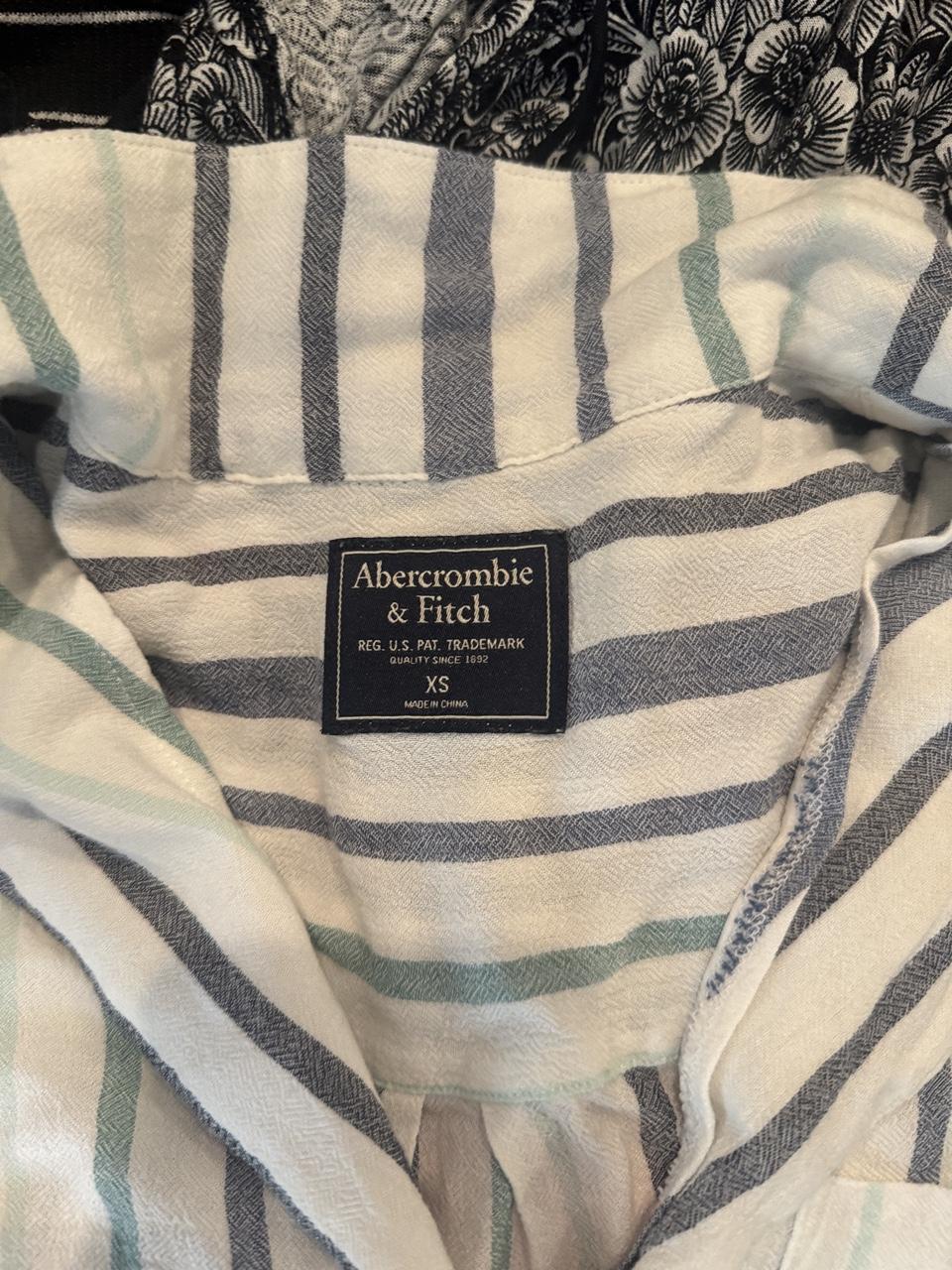🤍 Y2K Abercrombie & Fitch Striped Button Front Crop Top 🤍