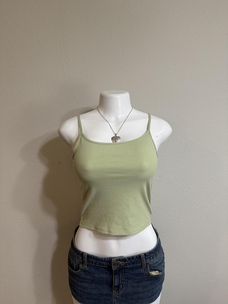 💚 American Eagle ribbed cami crop top 💚