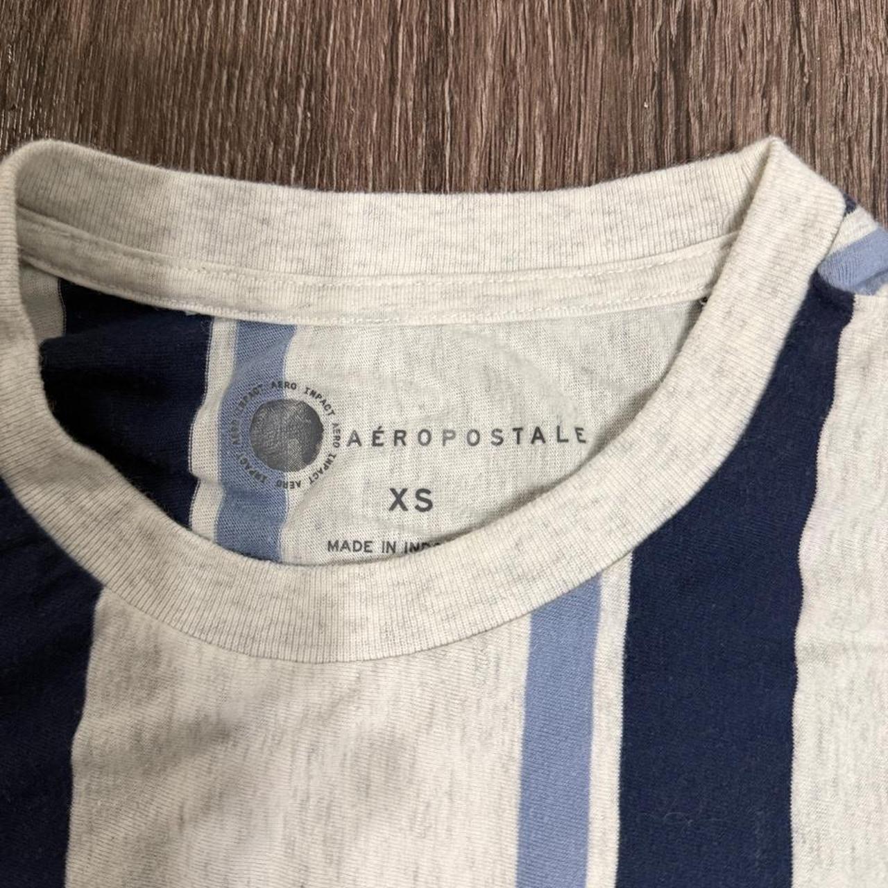 Aeropostale Men's Grey and Multi Tshirt