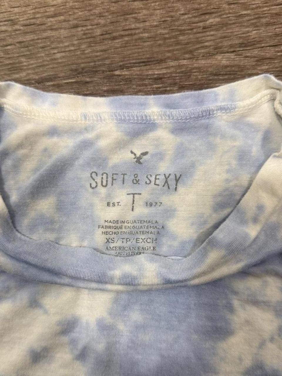 💙 American Eagle Blue Tie-Dye Baby Tee 💙
