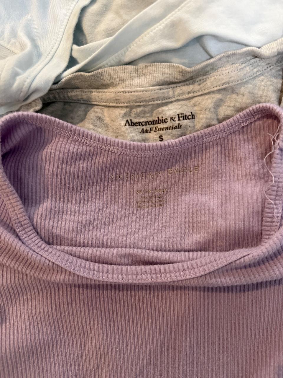 💜 American Eagle Ribbed Baby Tee 💜