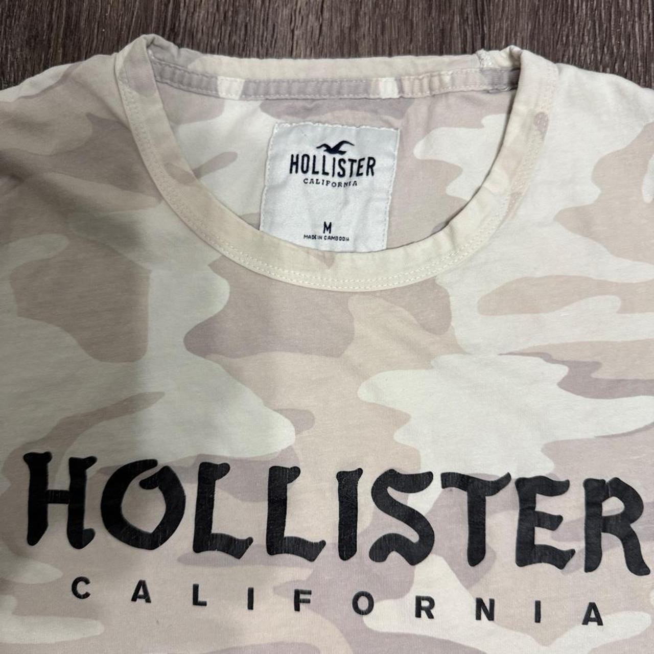 Hollister Co. Men's Multi and Cream Tshirt