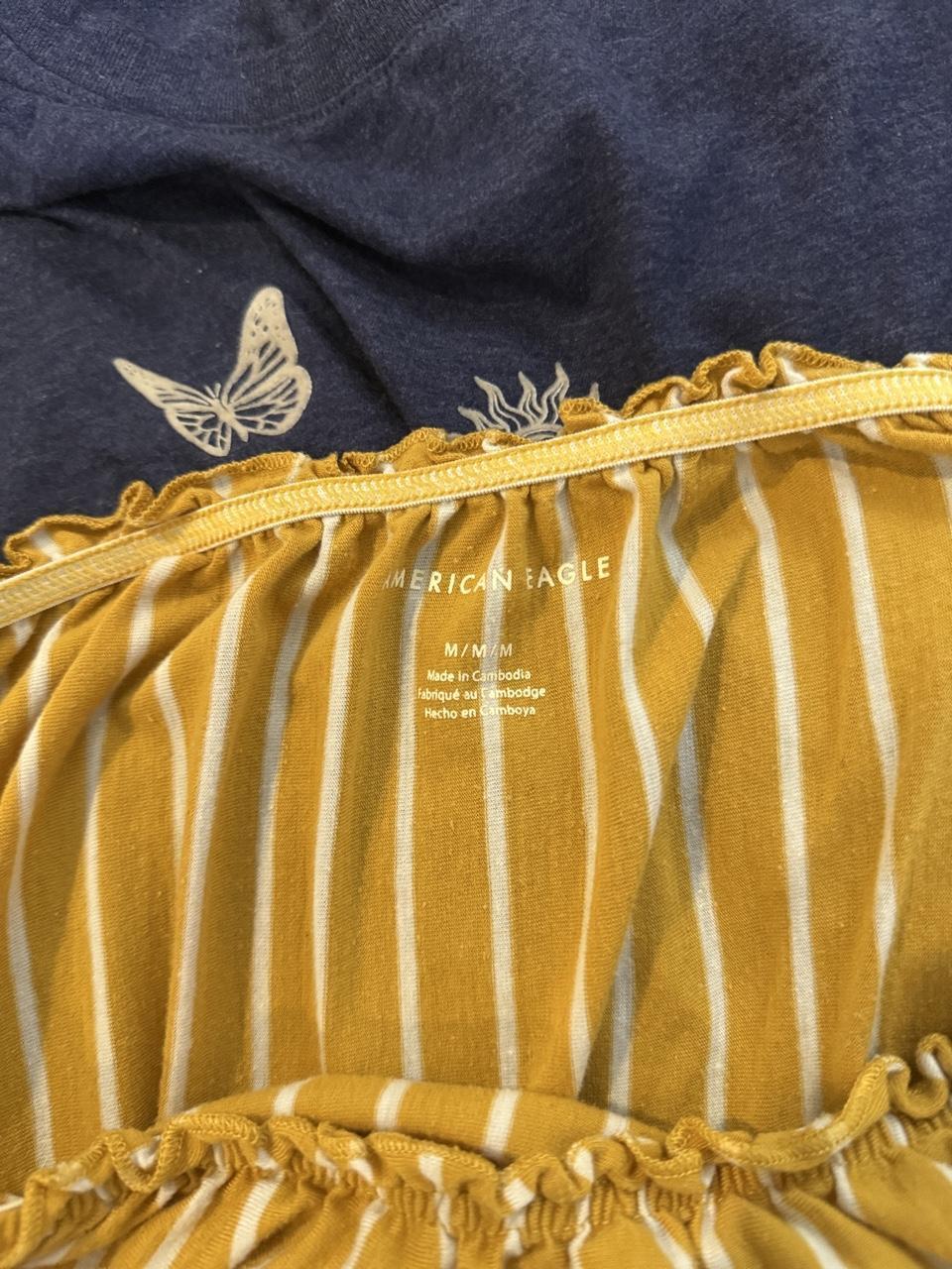 💛 American Eagle Off-the-Shoulder Striped Top 💛