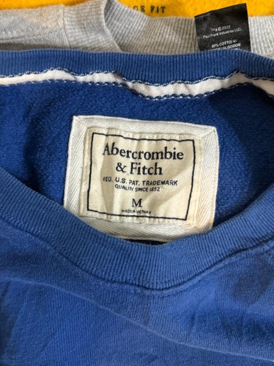 Abercrombie & Fitch Women's Blue Sweatshirt
