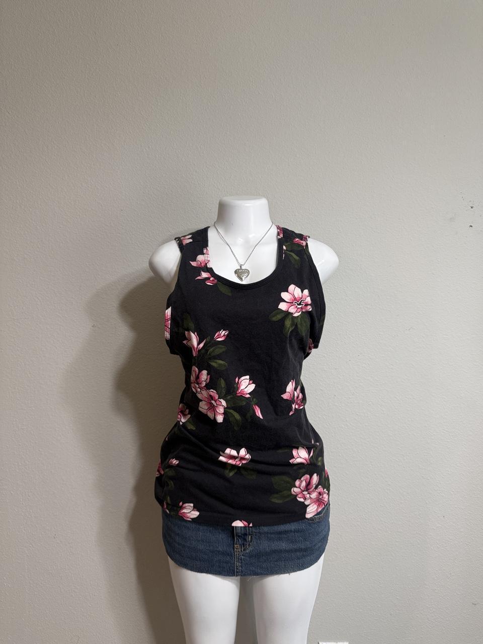 🌸 Hollister Floral Tank Top 🌸