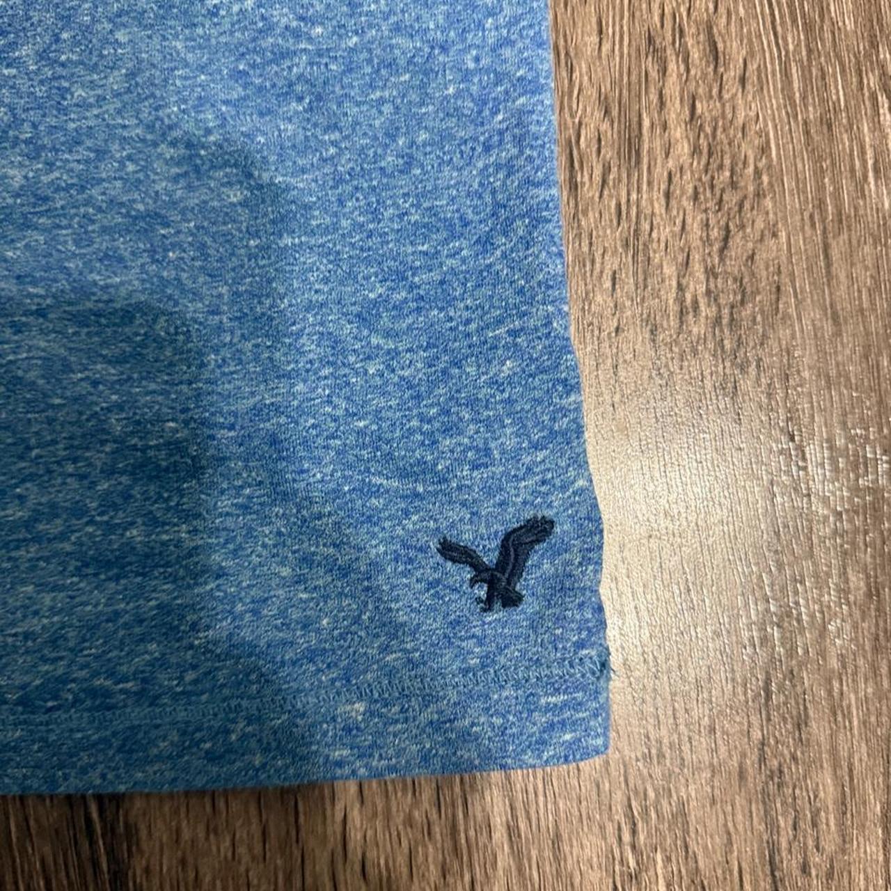 American Eagle Men's Blue Tshirt