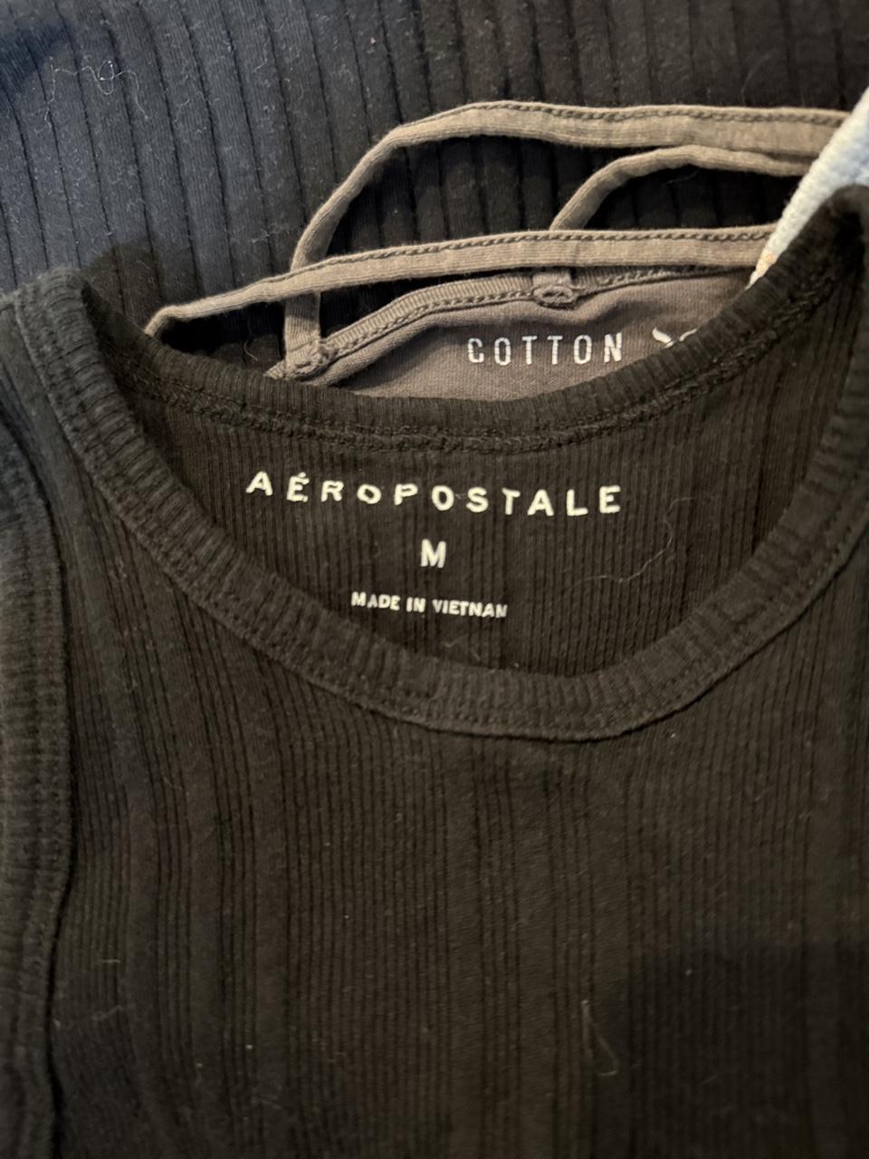 🖤 Aéropostale ribbed high neck crop tank 🖤