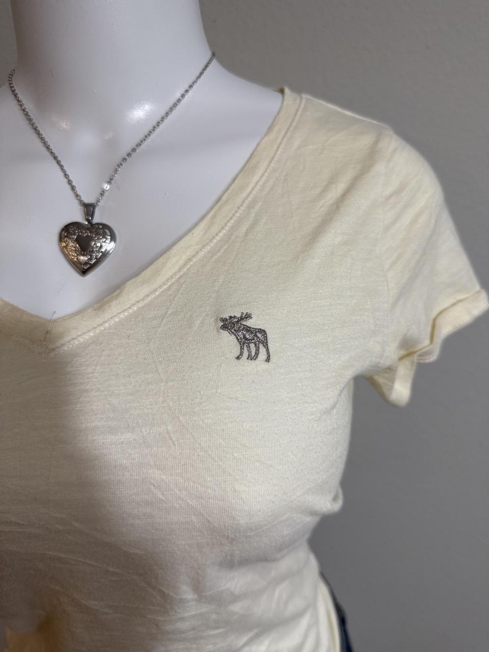 🤍 Vintage Y2K Abercrombie Kids V-Neck Baby Tee 🤍