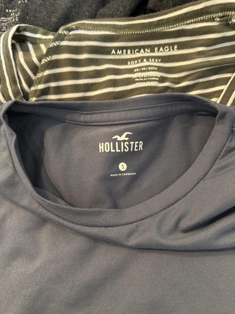 💙 Hollister Blue Baby Tee 💙