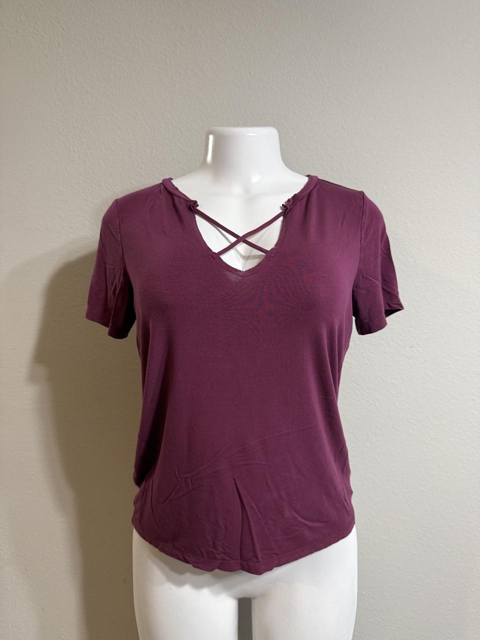 American Eagle Women's Purple and Burgundy Crop-top