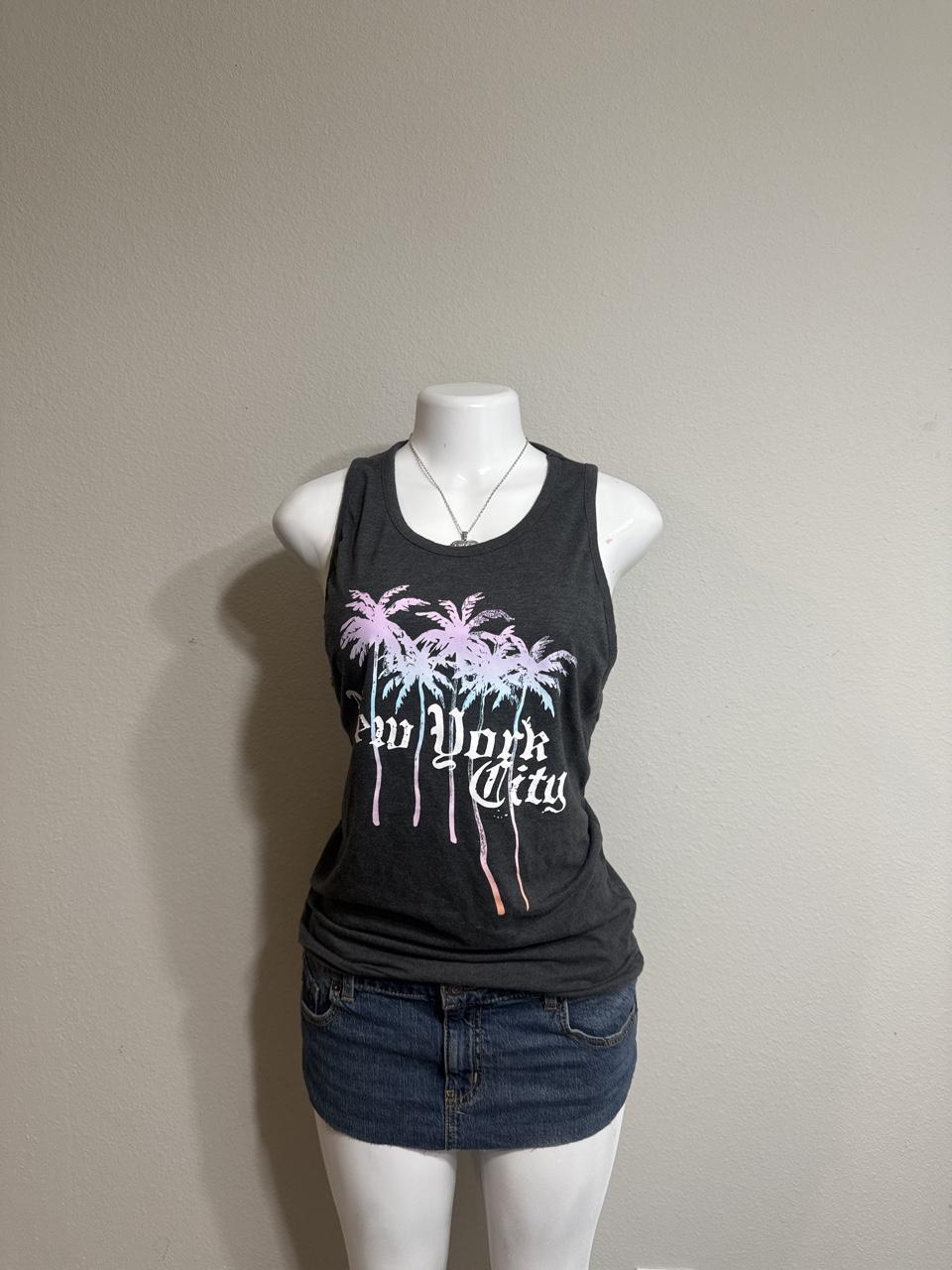 🌴 Aeropostale New York City Graphic Tank Top 🌴
