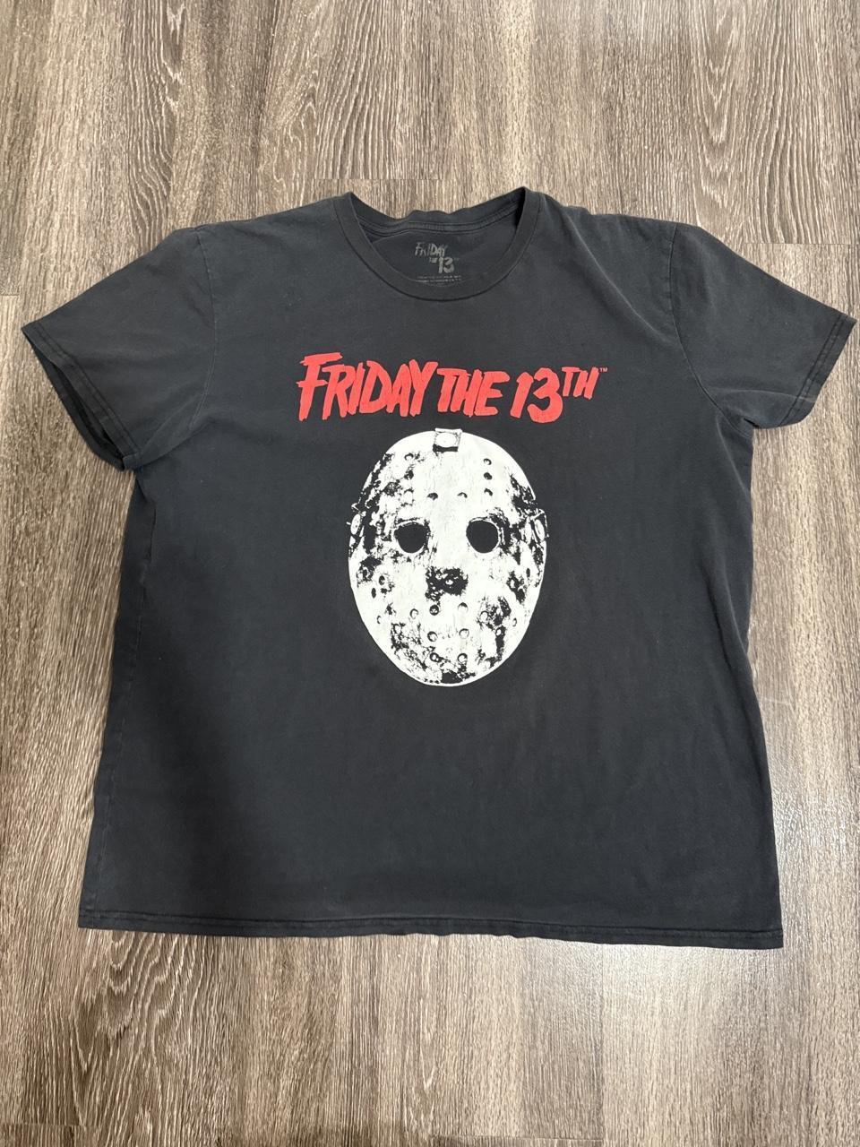 Men's Black and Grey Tshirt