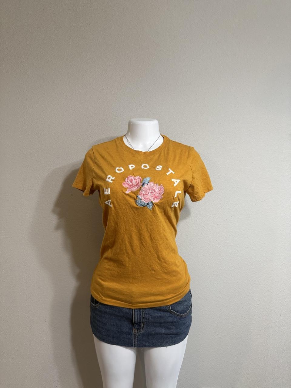 💖 Aeropostale Floral Embroidered Tee 💖