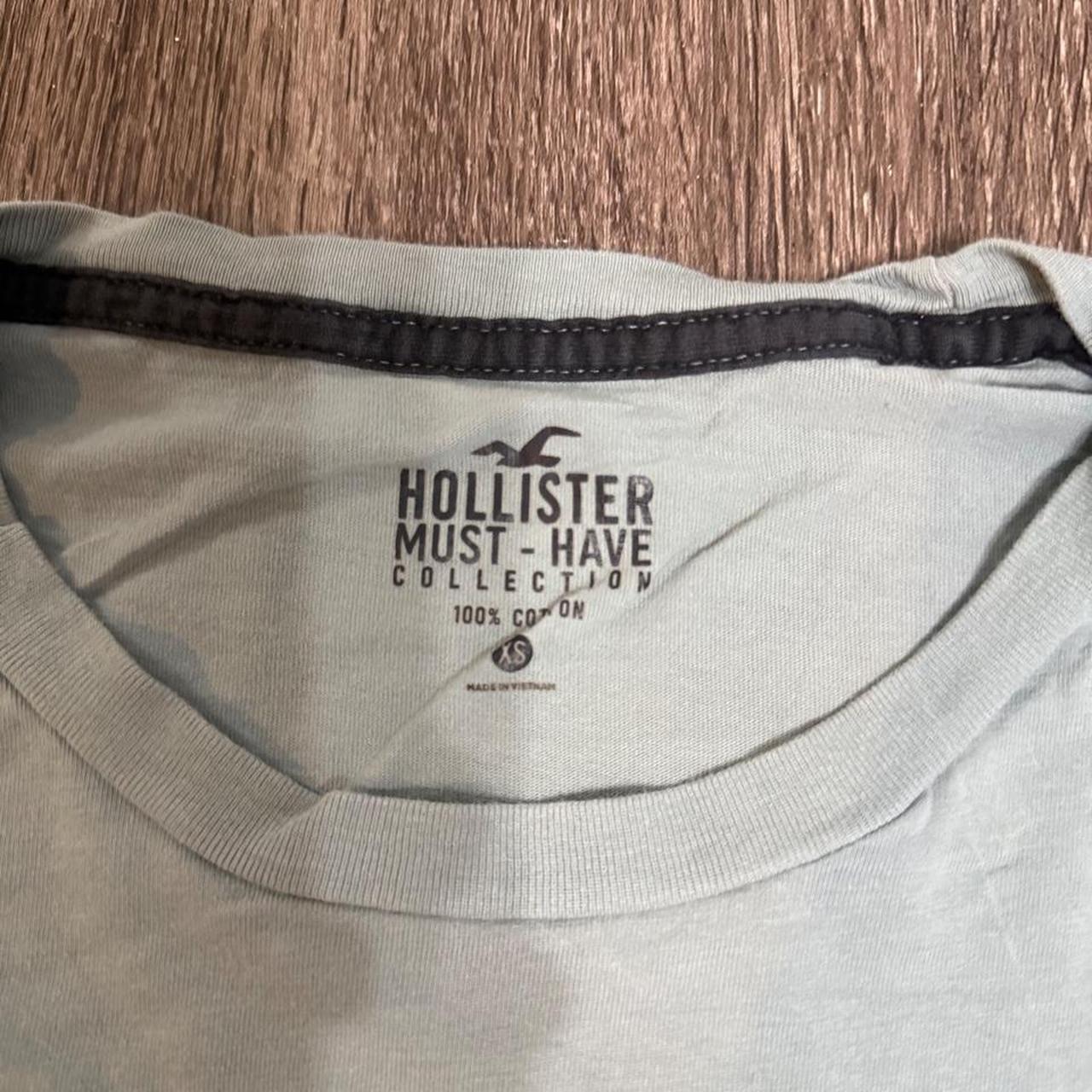 Hollister Co. Men's Green and Blue Tshirt
