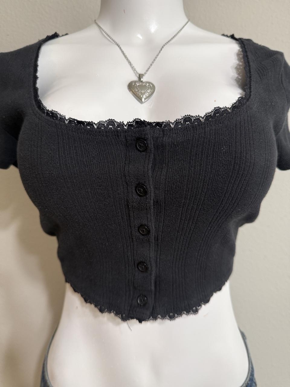 🖤 Aéropostale Lace Trim Ribbed Crop Top 🖤