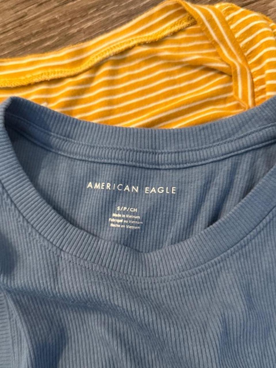 💙 American Eagle Blue Ribbed Cropped Tank 💙