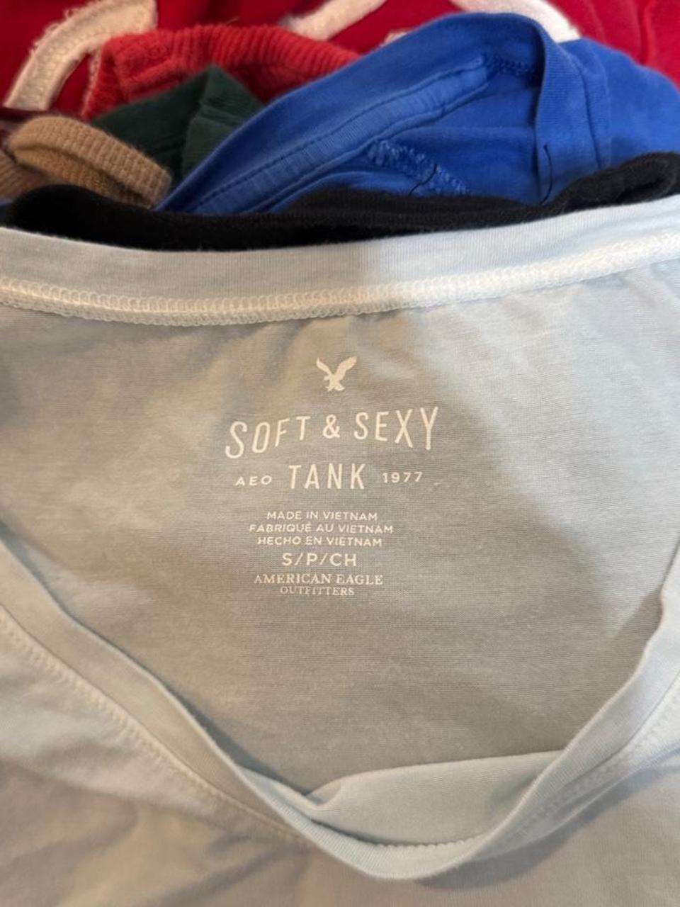 💙 American Eagle Soft & Sexy Pastel Ombre Tank Top 💙