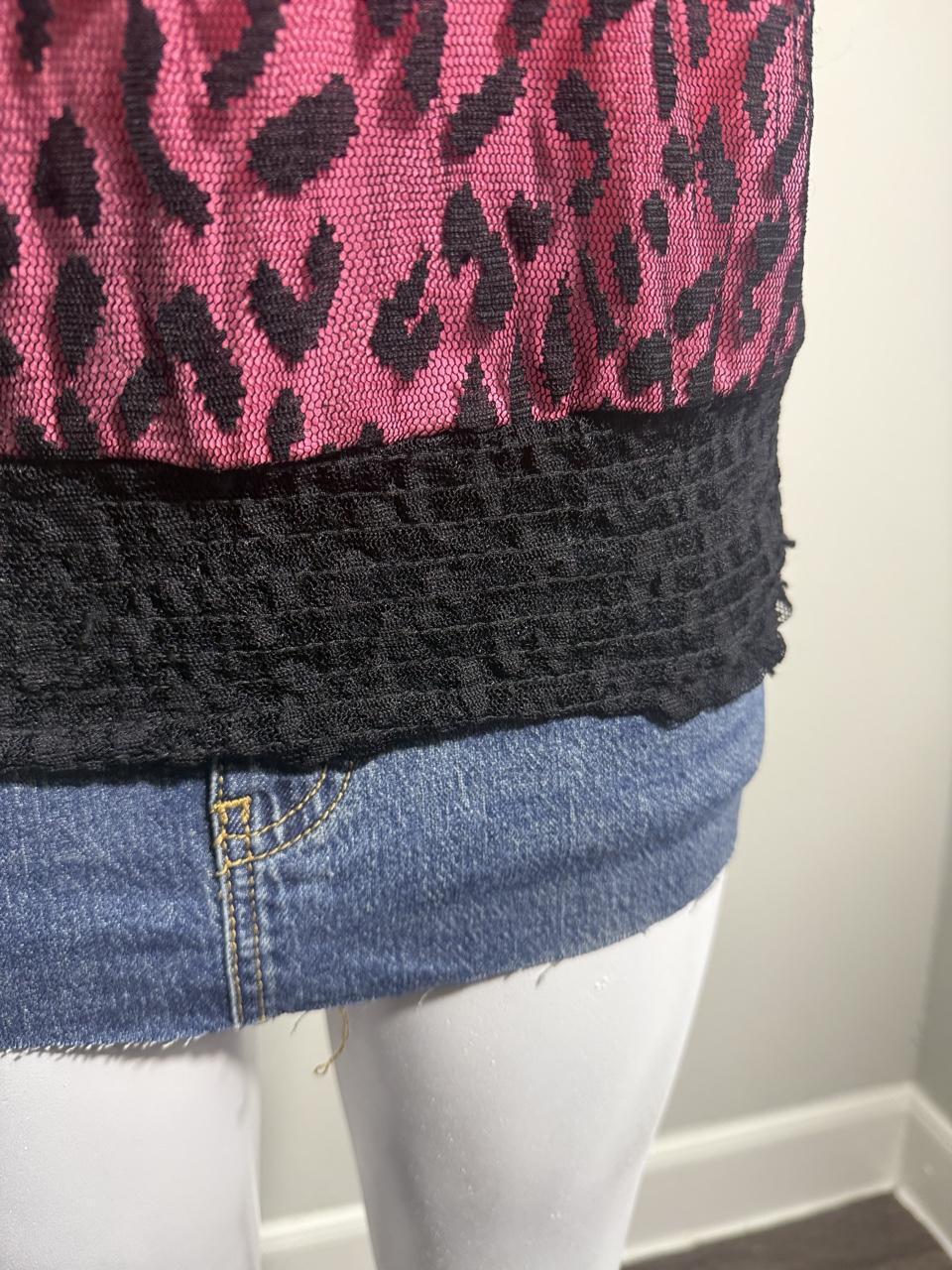 Y2K ISSI Pink Leopard Lace Cold Shoulder Top