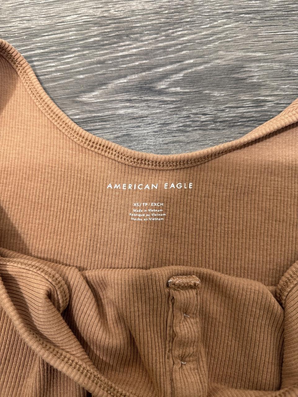 🤎 American Eagle Brown Ribbed Henley Crop Tank Top 🤎