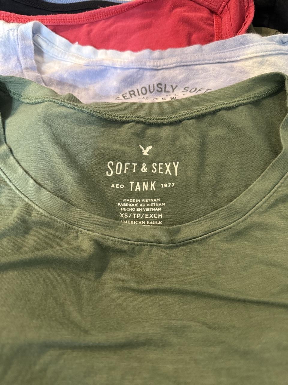 💚 American Eagle Soft & Sexy Olive Tank Top 💚