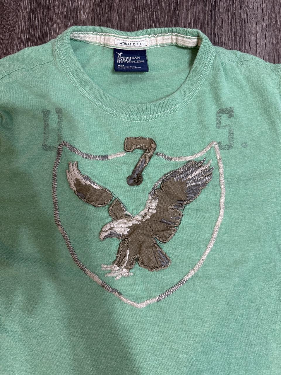American Eagle Men's Green Tshirt