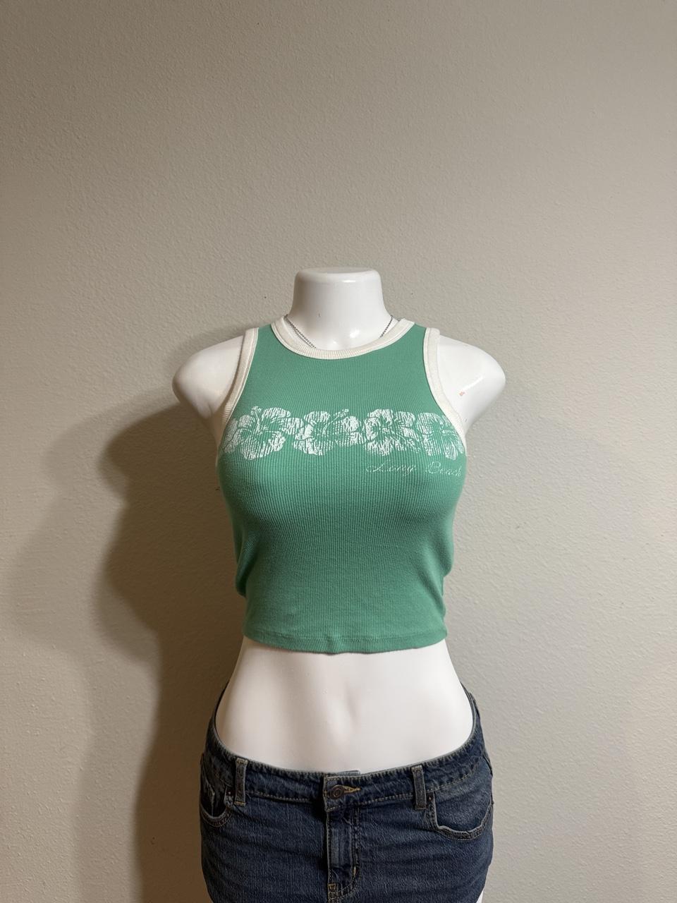 💚 Hollister Floral Ribbed Crop Tank 💚