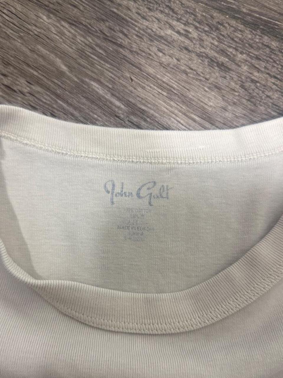 🤍 Brandy Melville Cream Ribbed Baby Crop Tee 🤍