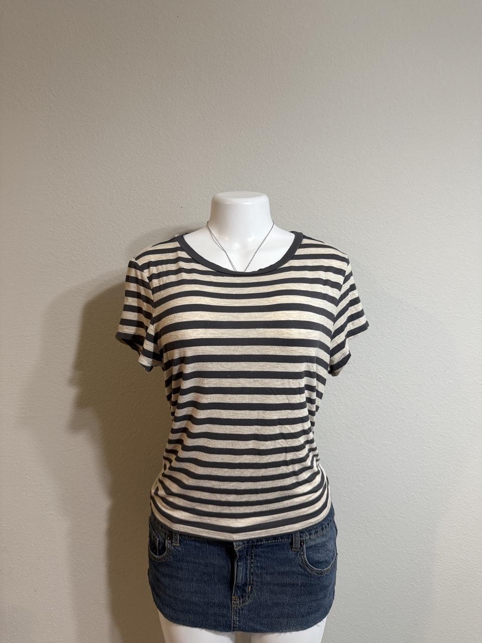 🖤🤍 Y2K American Eagle Soft & Sexy Striped Tee 🤍🖤