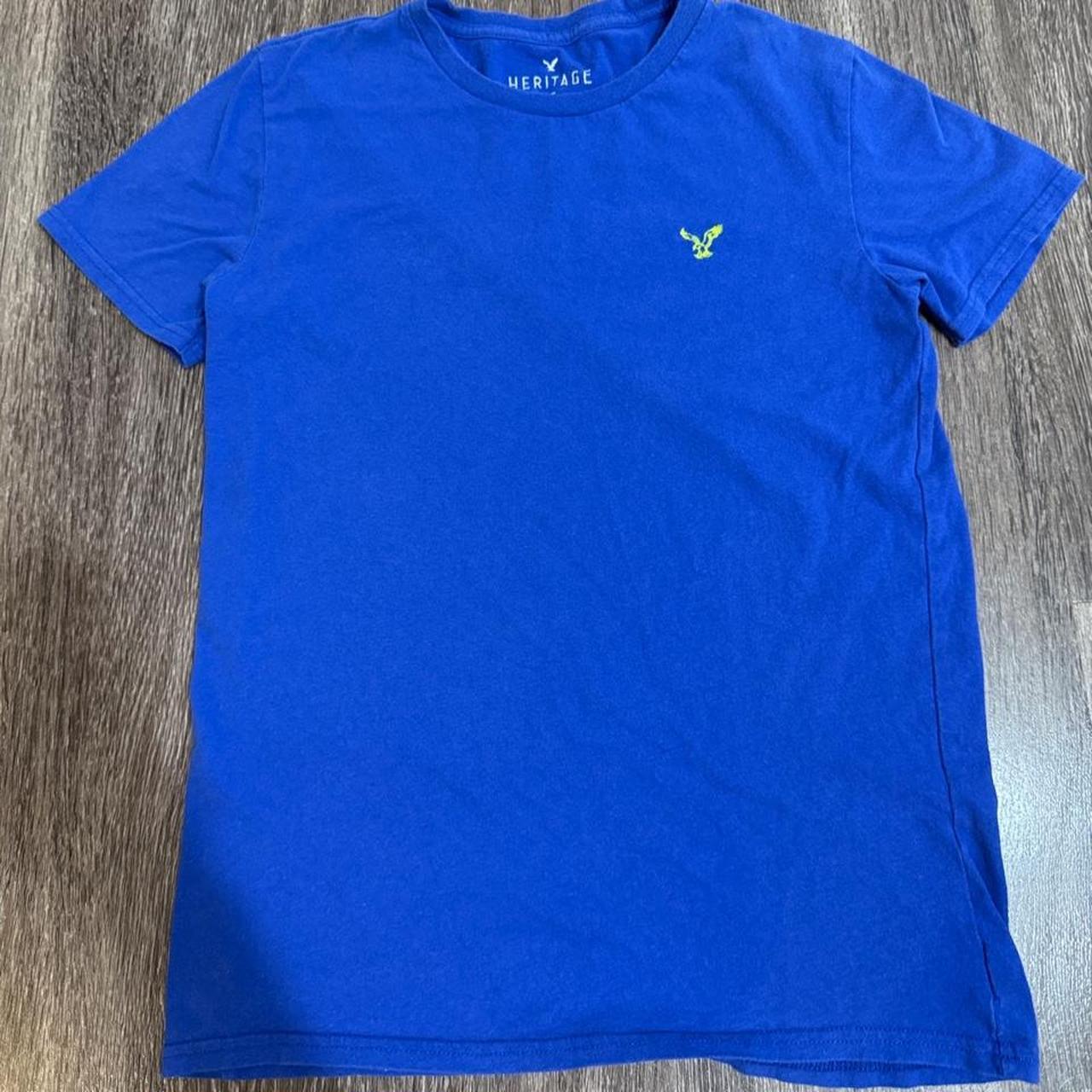 Abercrombie & Fitch Men's Blue Tshirt